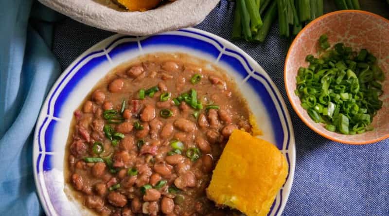 خرید و قیمت کنسرو لوبیا چیتی با قارچ بهروز + فروش عمده